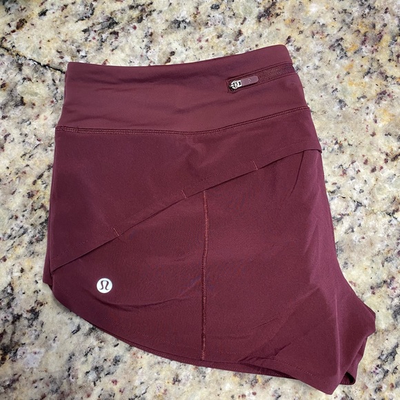 Lululemon speed short! Brand new never worn! - Picture 1 of 4